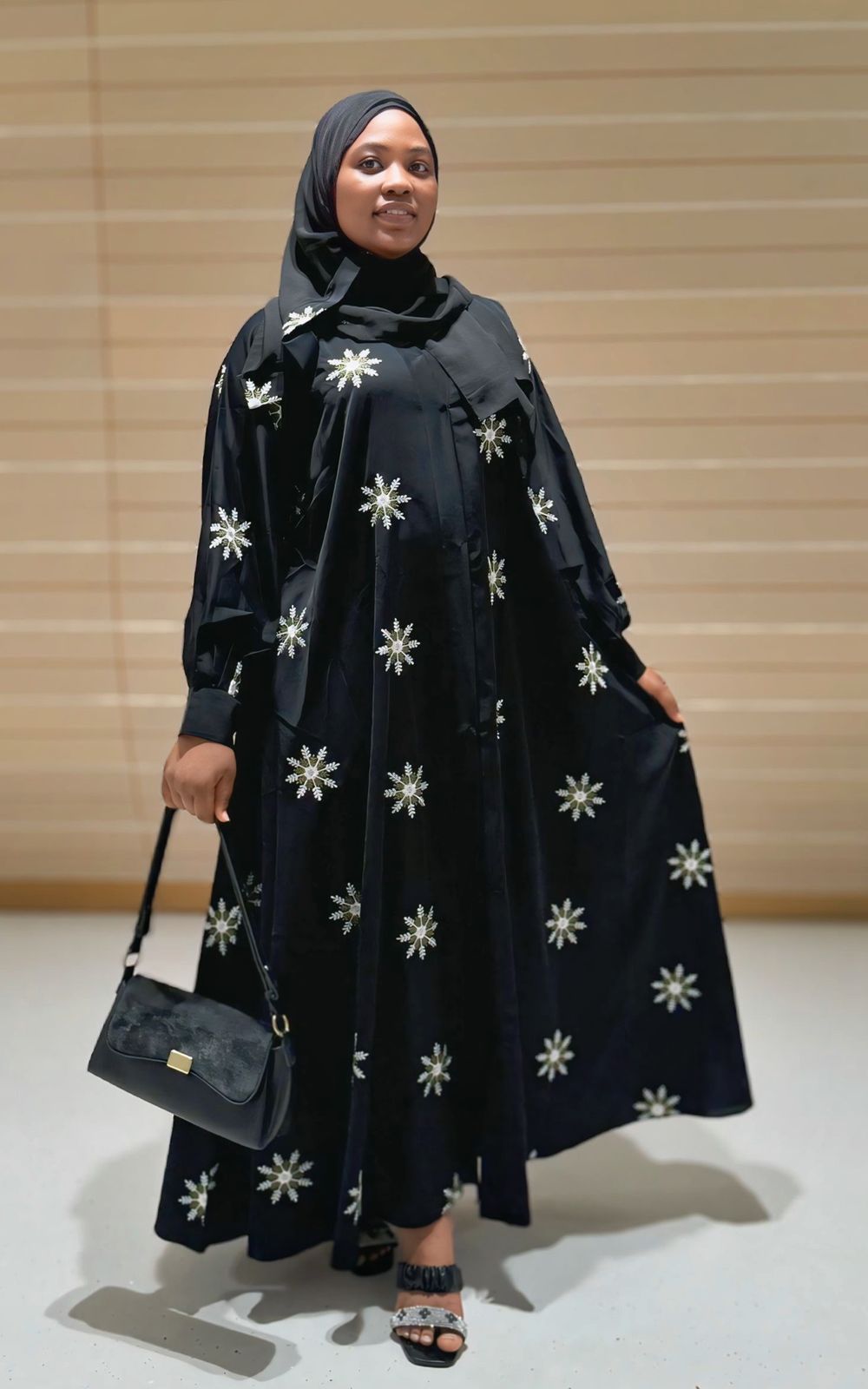 Abaya de luxe brodée style Ambrella