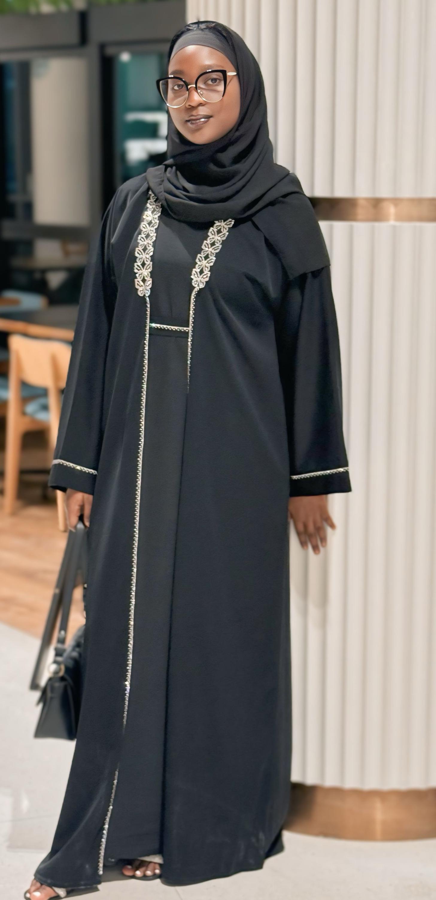 Abaya Kimono Élégante – Crêpe Haut de Gamme – Ashabi MOKO